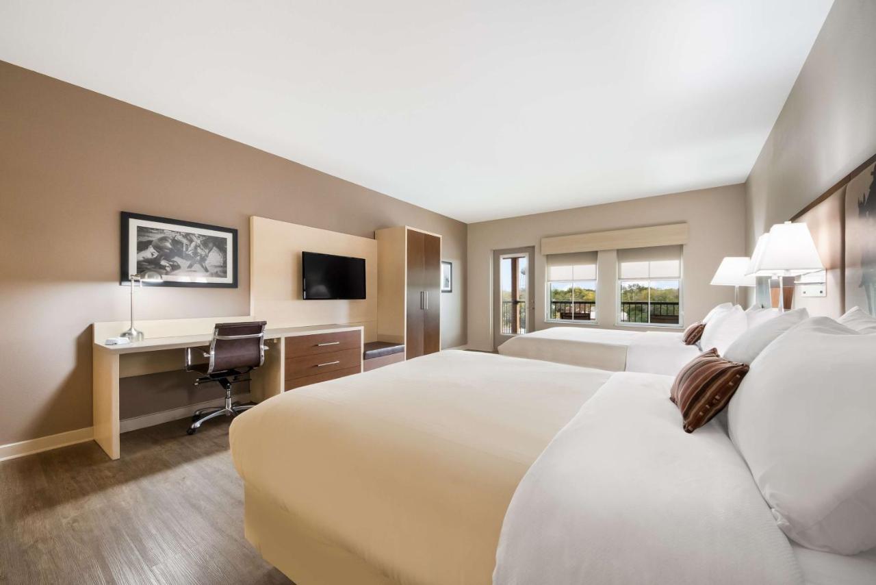 Best Western Bandera Suites & Saloon Exterior foto